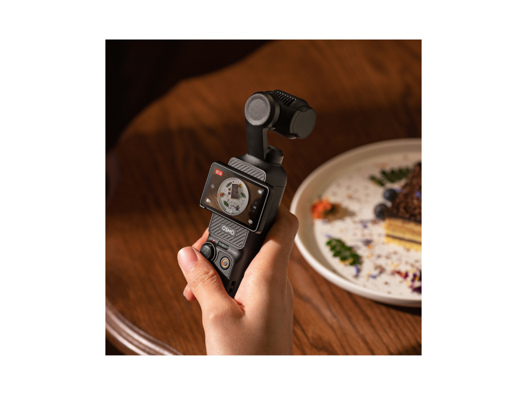 Buy DJI Osmo Pocket 3 Creator Combo – 4K Vlogging | in Qatar Buy DJI Osmo Pocket 3 Creator Combo – 4K Vlogging | in Qatar
